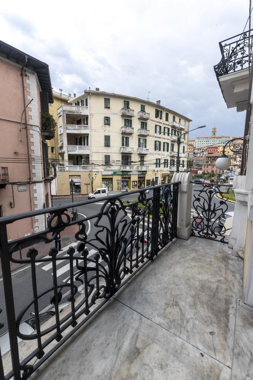 Cavour Guest House Ventimiglia Exterior photo