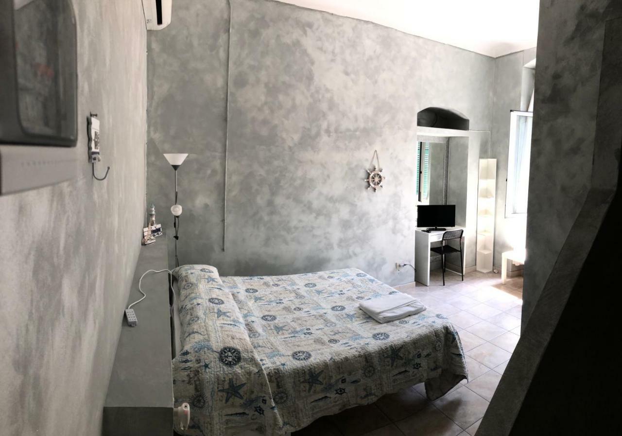 Cavour Guest House Ventimiglia Exterior photo